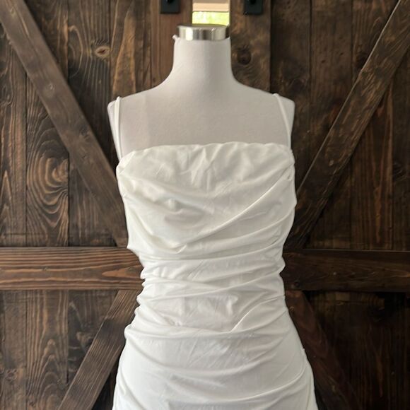 NWT Elegant Sexy Mermaid White Wedding Body Con Long Gown - Picture 7 of 16